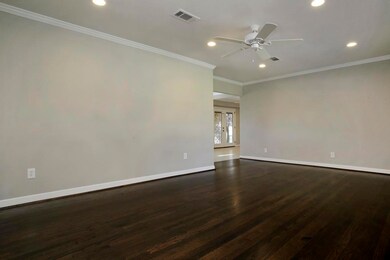 2219 Libbey Dr, Houston, TX 77018 - photo 3