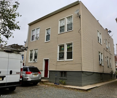 92 Riggs Place, West Orange, NJ 07052 - photo 2