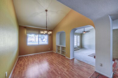 005_Dining and Family Room