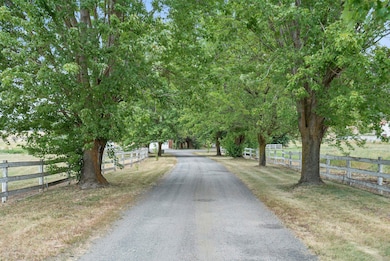 6401 E Greenbluff Rd, Colbert, WA 99005 - photo 2