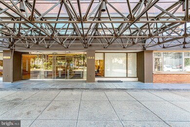 Dupont East Condominium unit 813, Washington, DC 20036 - photo 4