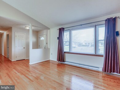 304 Chinkapin Dr, Stephens City, VA 22655 - photo 3