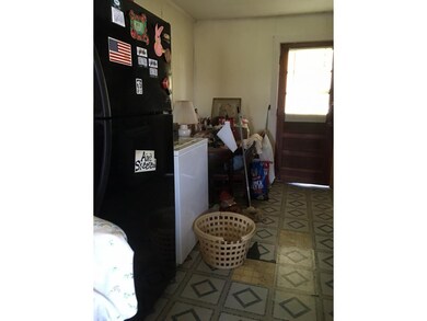 2219 E Fairview Ave, Johnson City, TN 37601 - photo 5