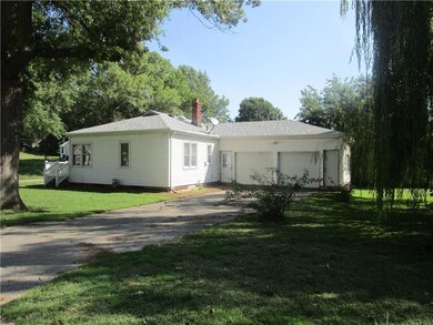 711 Broad St, Tarkio, MO 64491 - photo 2