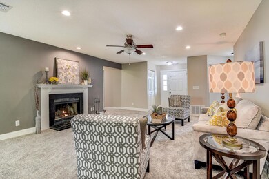 007_Living Room
