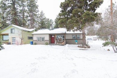 335 NE 10th St, Bend, OR 97701 - photo 2