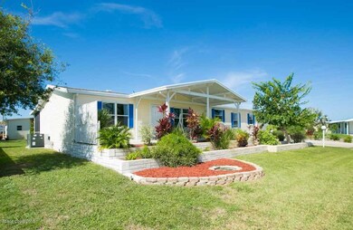 2 5390 Hammerstone - Exterior - V1jpg