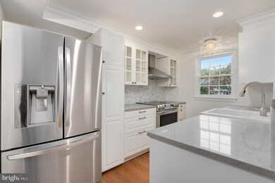 1600 Fieldthorn Dr, Reston, VA 20194 - photo 5