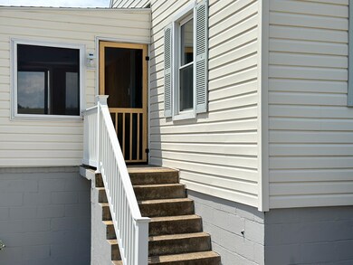 2131 Hermitage Rd, Waynesboro, VA 22980 - photo 6