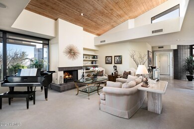 Living room Fireplace