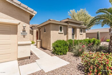 02_Cre8MyMediacom02_mls