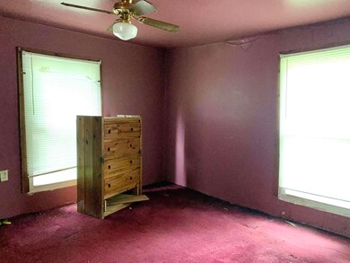 175 N Chestnut St, Andrews, IN 46702 - photo 2