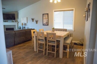 9445 S Rock Cliffs Way, Kuna, ID 83634 - photo 4