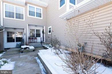 204 Nottingham Ct unit 204, Glen Mills, PA 19342 - photo 4