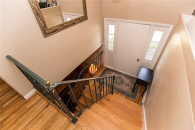 202 Glaude Ln, Woonsocket, RI 02895 - photo 2
