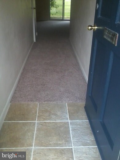 48 Kearney Dr, North Wales, PA 19454 - photo 2