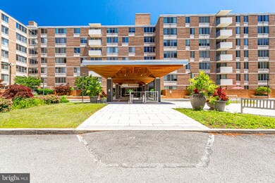 Van Ness East unit 647, Washington, DC 20008 - photo 3