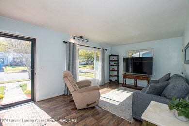 205 E Graham Ave, Lansing, MI 48910 - photo 2