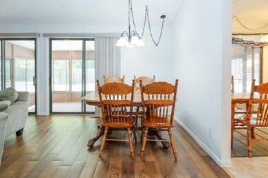 110 Walnut Woods Ct-106