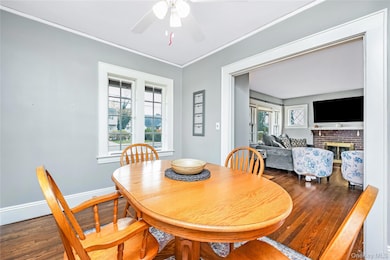 51 Castleton Ct, Oceanside, NY 11572 - photo 6