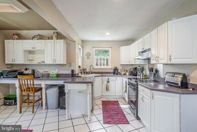 249 N Franklin St, Boyertown, PA 19512 - photo 7