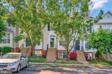 4146 Ashmere Cir, Dumfries, VA 22025 - photo 2