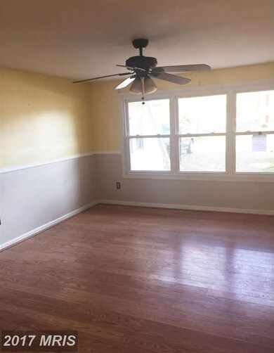 704 Sherwood Ln, Fredericksburg, VA 22407 - photo 3