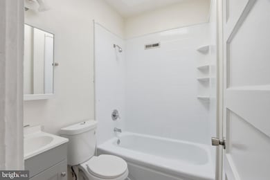 3622 Hayward Ave, Baltimore, MD 21215 - photo 7