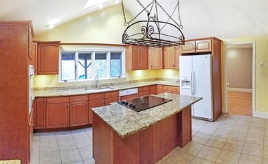 582 Main St, Acushnet, MA 02743 - photo 4