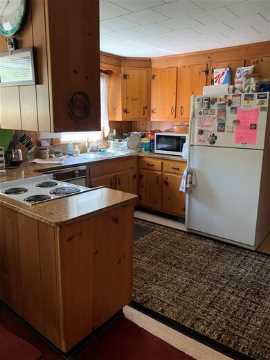 16 Strout Rd, Claremont, NH 03743 - photo 5