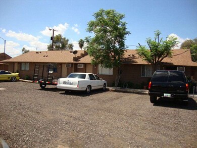 864 E Chandler Blvd, Chandler, AZ 85225 - photo 2