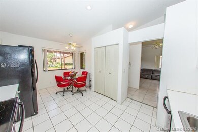 7248 Solandra Ln unit 106, Tamarac, FL 33321 - photo 5