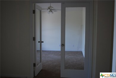 2002 Lancaster St, San Marcos, TX 78666 - photo 3