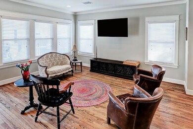 712 Aurora St, Houston, TX 77009 - photo 3