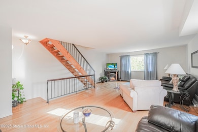 22 Crest Loop, Staten Island, NY 10312 - photo 6