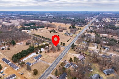 Red_Arrow_Hwy_VL_Mattawan_49071-11