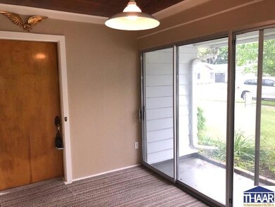 2837 Mariposa Dr, Terre Haute, IN 47803 - photo 3