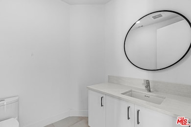 2000 N Beachwood Dr unit 1, Los Angeles, CA 90068 - photo 3