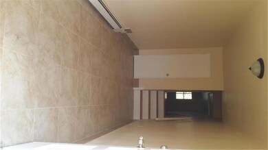 633 Dixon St, Allentown, PA 18103 - photo 2