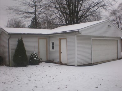 1916 E 40th St, Lorain, OH 44055 - photo 5