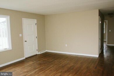 4246 Dixie Ave, Chambersburg, PA 17202 - photo 6