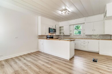 1015 W Nelson St, Denison, TX 75020 - photo 6