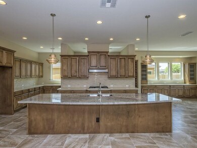 005_Gourmet Kitchen