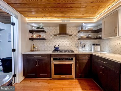 Canton Cove unit 202, Baltimore, MD 21224 - photo 6