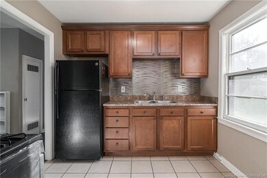 216 Conner St, New Albany, IN 47150 - photo 5