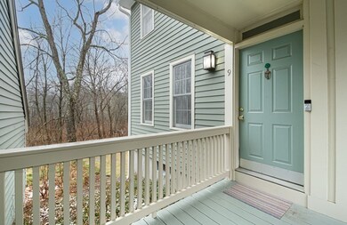 9 Old Laxfield Rd, Shrewsbury, MA 01545 - photo 2
