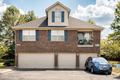 8622 Grand Neptune Dr unit 903, Louisville, KY 40228 - photo 2
