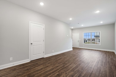 955 Professional Park Dr, Clarksville, TN 37040 - photo 5