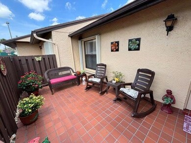 804 Sky Pine Way unit C, Greenacres, FL 33415 - photo 4