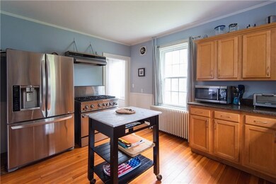 20 Carroll Ave, Newport, RI 02840 - photo 7